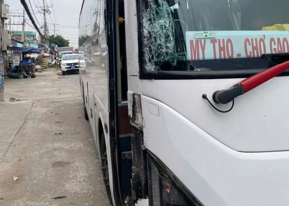 bấm điện thoại 2.jpg