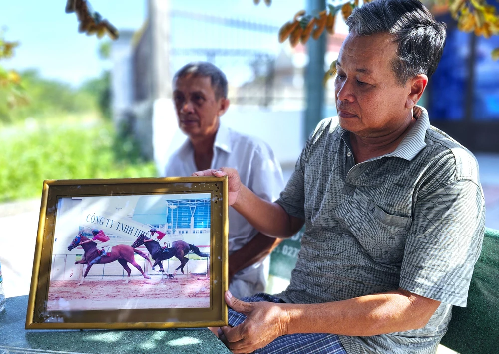 Ngựa Đức Hòa 8.jpg