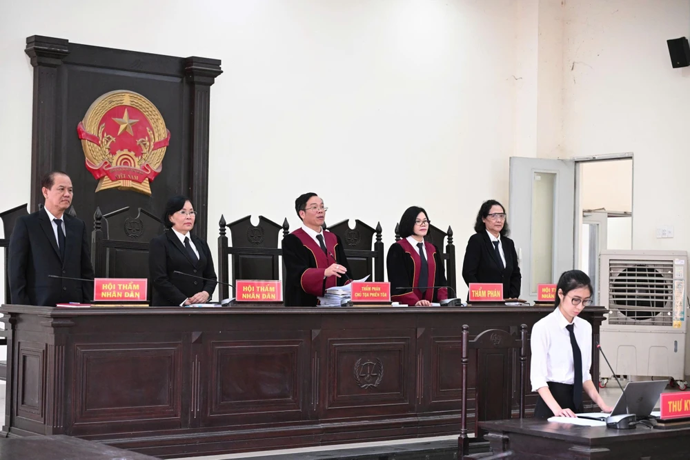 Vận chuyển ma túy.jpg