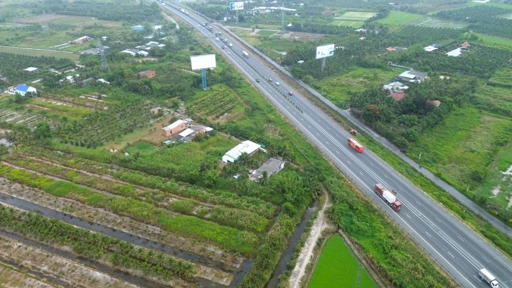 CAO TOC TPHCM - TRUNG LUONG 7.JPG