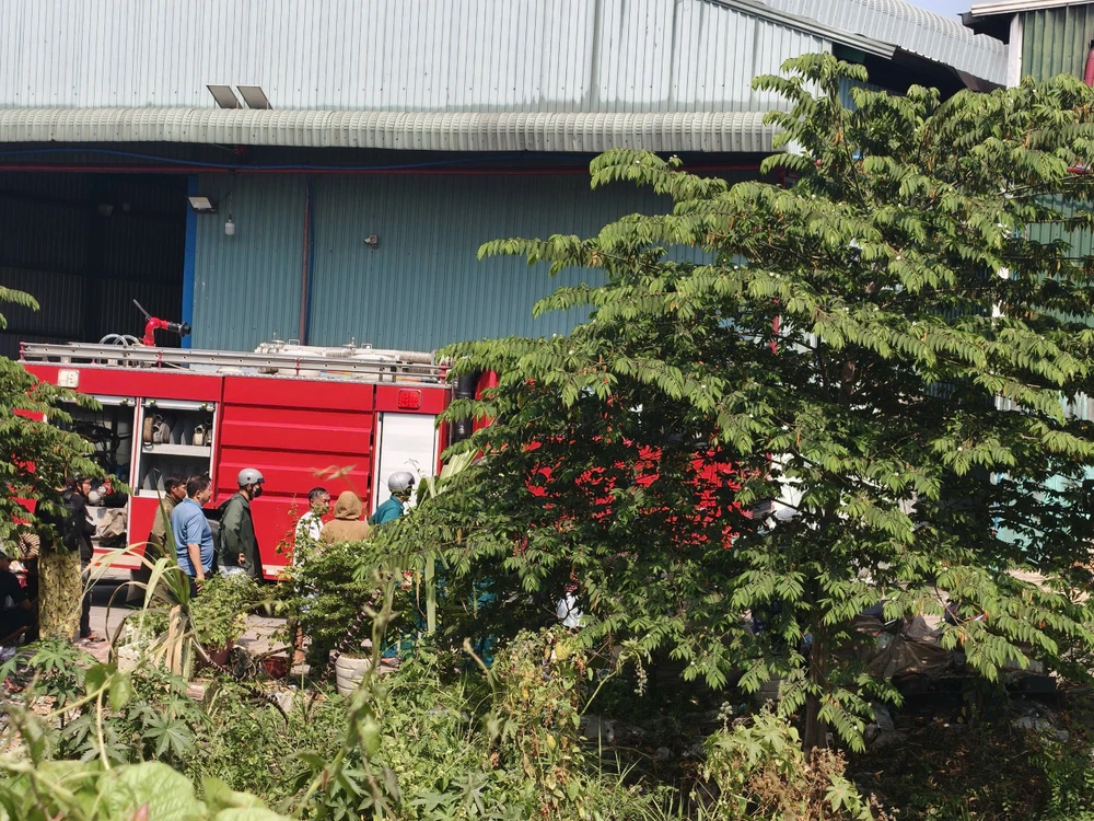 Cháy nhà xưởng (1).jpg