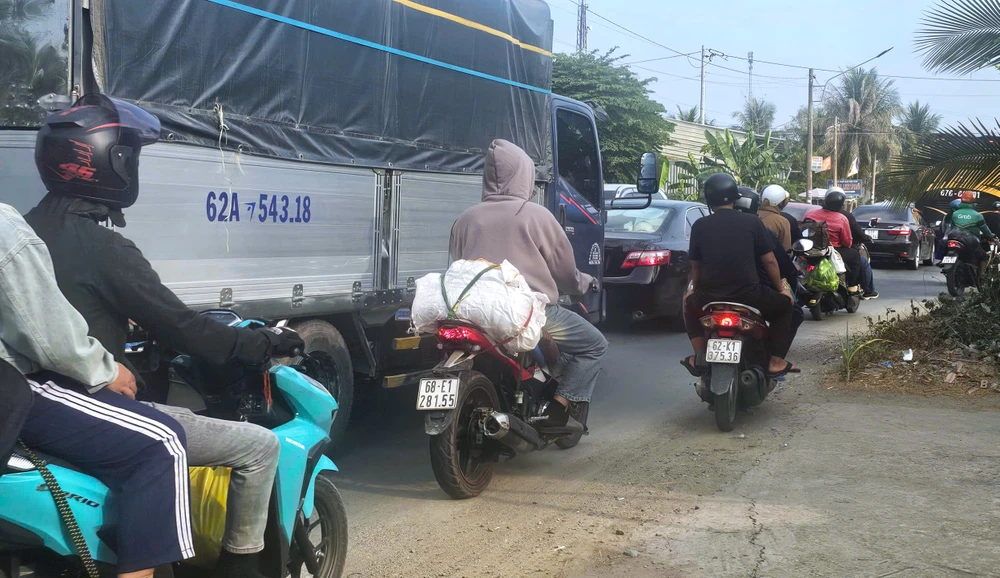 Quốc lộ 62 12.jpg