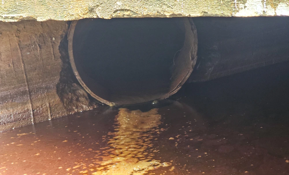 nước thải 2.jpg