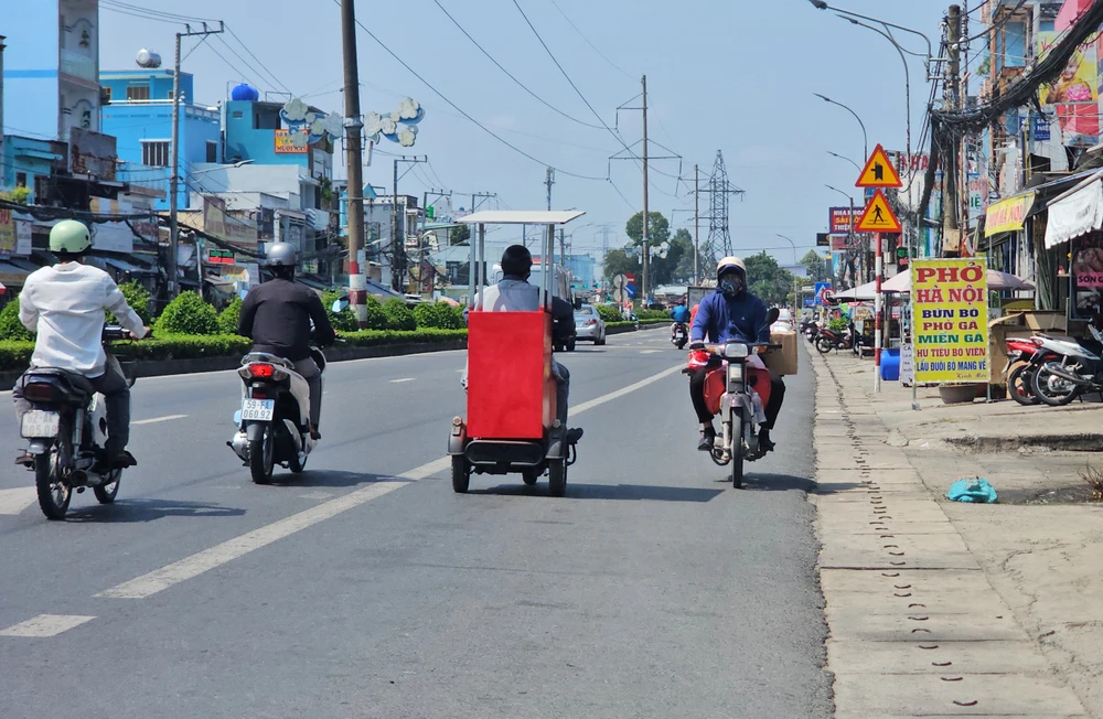 Đi ngược chiều 12.jpg