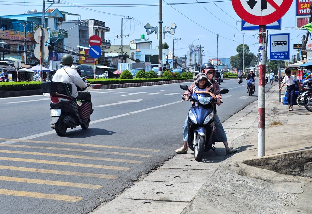 Đi ngược chiều 13.jpg