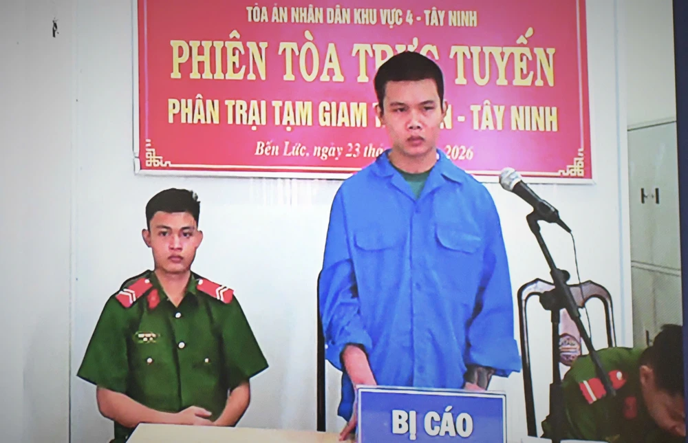 Tông xe CSGT (1).jpg