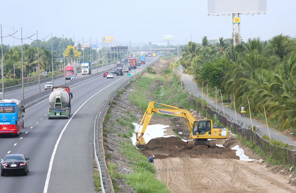 Mở rộng cao tốc 6.JPG