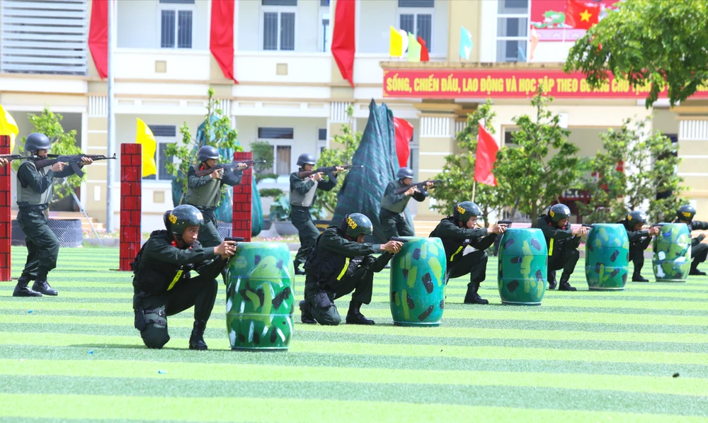Trung đoàn CSCĐ 14.JPG