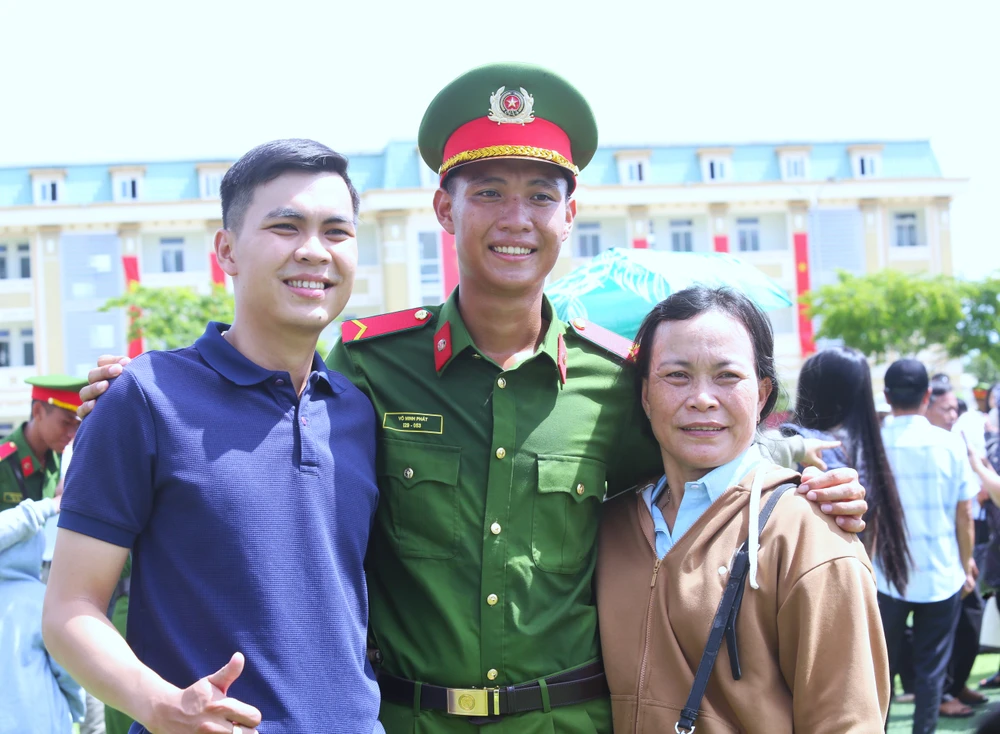 Trung đoàn CSCĐ 20.JPG