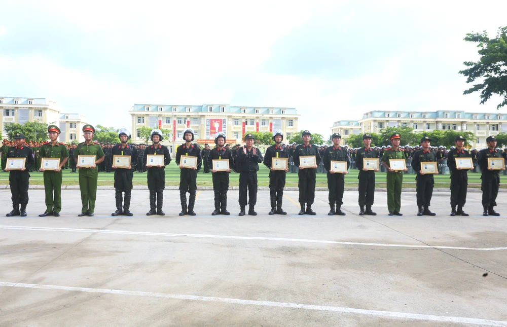 Trung đoàn CSCĐ 4.JPG