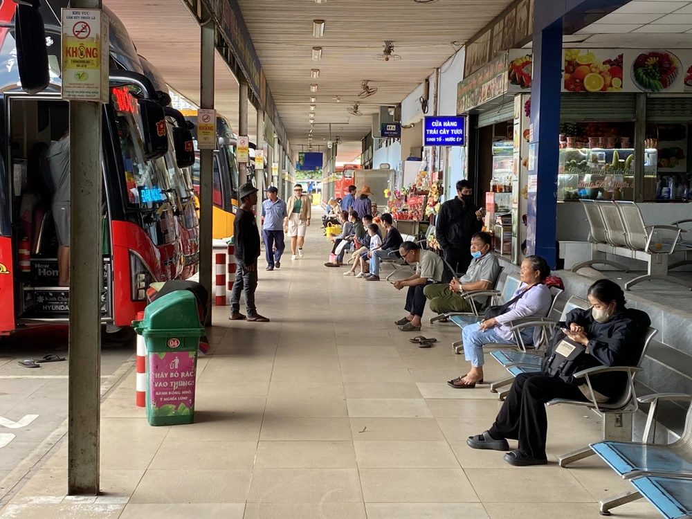 Điều chỉnh giá vé xe đi khu vực Tây Nguyên dịp Tết Nguyên đán. Ảnh: HOÀNG HIẾU.