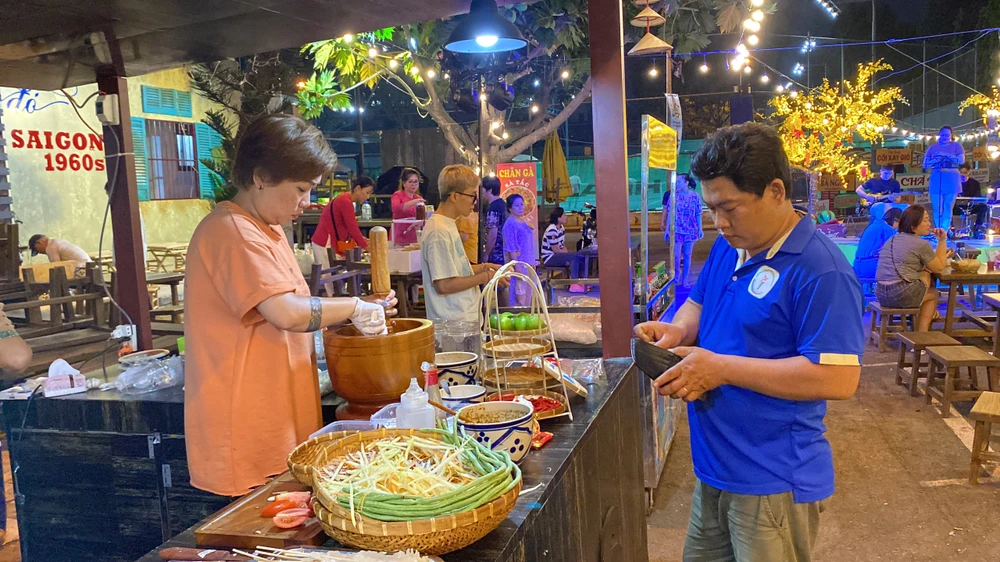 phan xích long 5.jpg