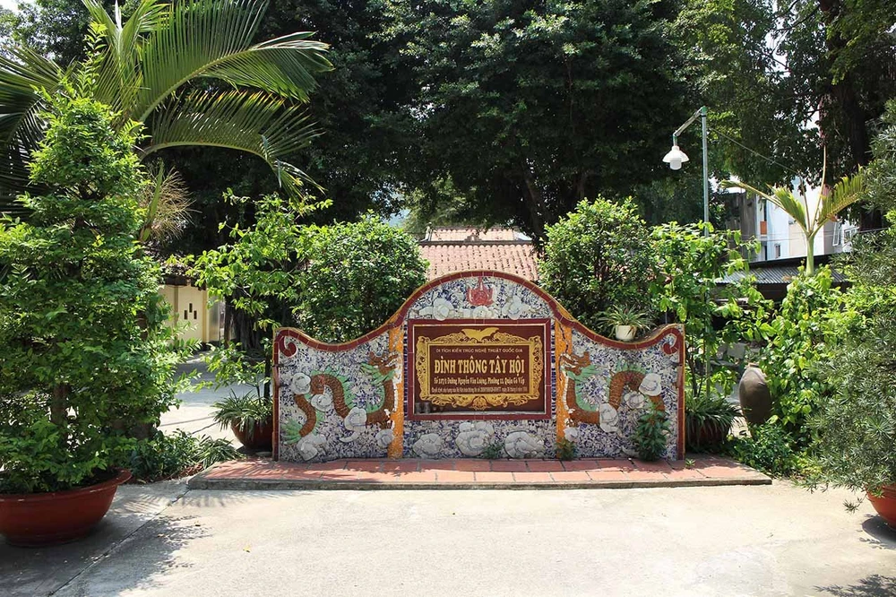 dinh-thong-tay-hoi 2.jpg