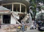 Công trình sập ở quận 11, đè trúng 2 người nguy kịch