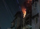 Cháy nhà đường Nhật Tảo, cả khu vực náo loạn