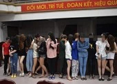 30 nam nữ dương tính ma túy trong quán karaoke