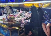 Hàng chục cô gái dương tính ma túy trong quán karaoke Ruby