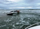 Nguyên nhân khiến ca nô lật 13 người chết tại Cửa Đại