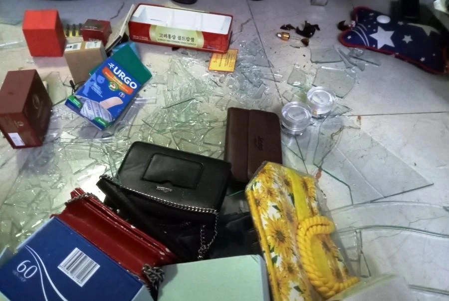 Khốn khổ vì chồng cũ liên tục đến nhà quậy phá, đánh đập ảnh 1 Khốn khổ vì chồng cũ liên tục đến nhà quậy phá, đánh đập ảnh 1