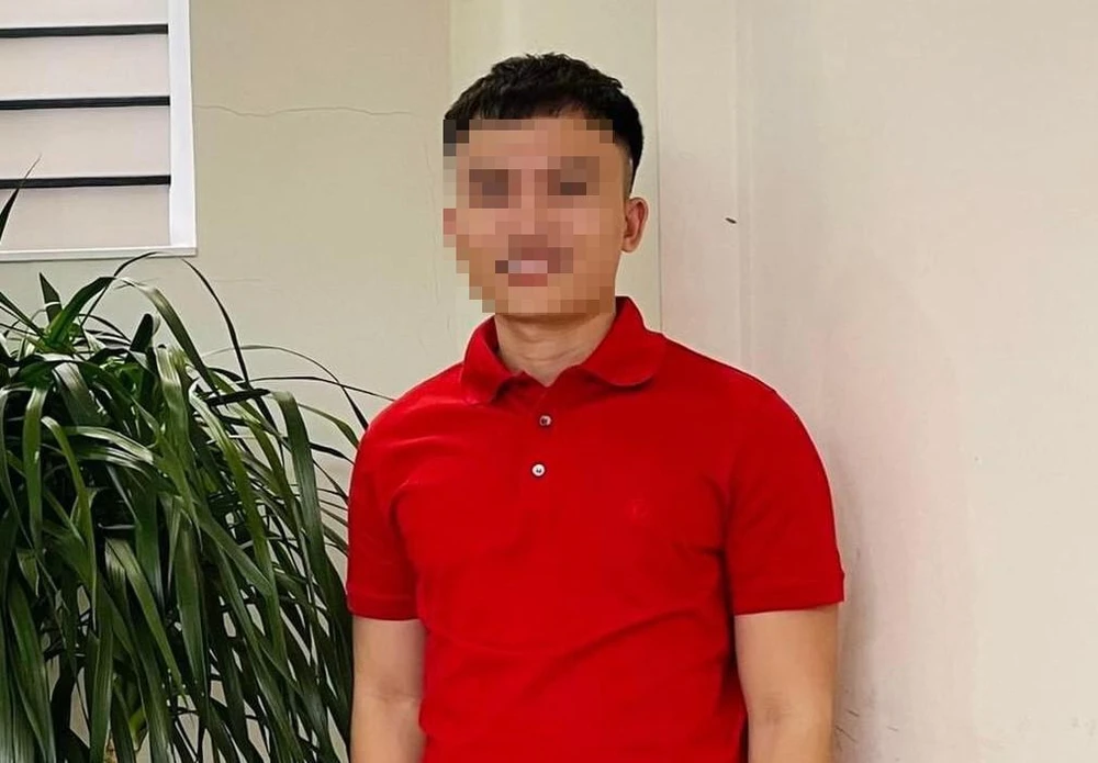 Nam thanh niên đánh bạn gái khi níu kéo tình cảm bất thành. Ảnh: H.H Nam thanh niên đánh bạn gái khi níu kéo tình cảm bất thành. Ảnh: H.H