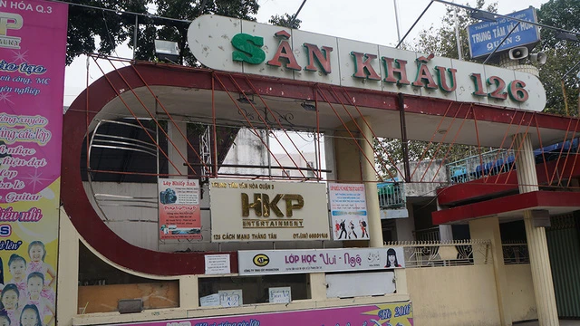 Di dời sân khấu 126 để lấy chỗ xây nhà ga metro ảnh 1