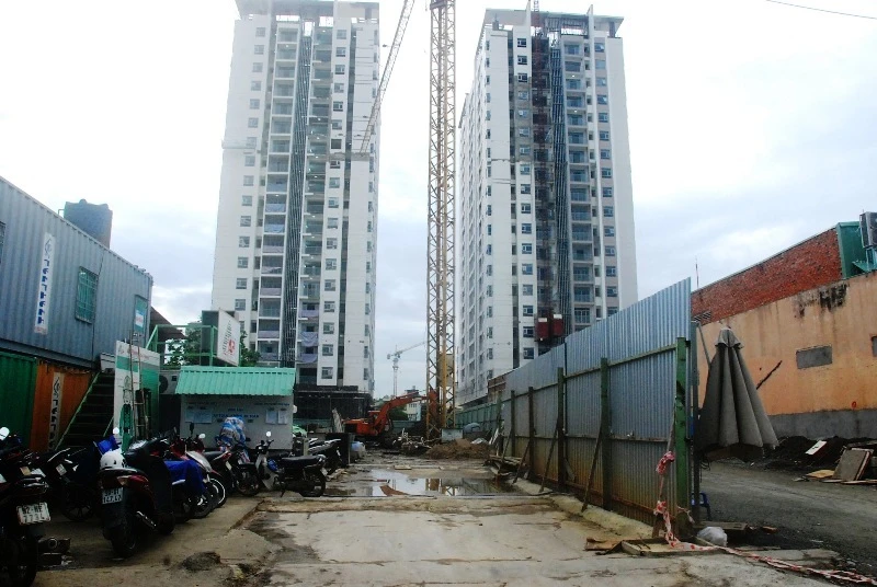 Tăng tốc thi công để giao nhà dịp tết ảnh 1