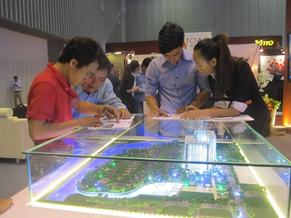 Nhộn nhịp giao dịch bất động sản tầm trung ảnh 1 Nhộn nhịp giao dịch bất động sản tầm trung ảnh 1