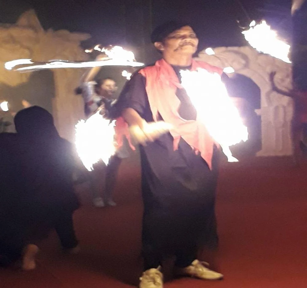 đêm xiếc halowen 3