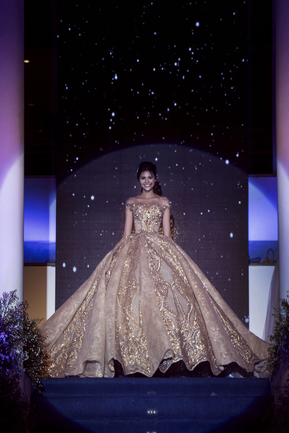 Choáng ngợp dàn hoa hậu,hoa khôi hóa thân thành nữ thần ảnh 2