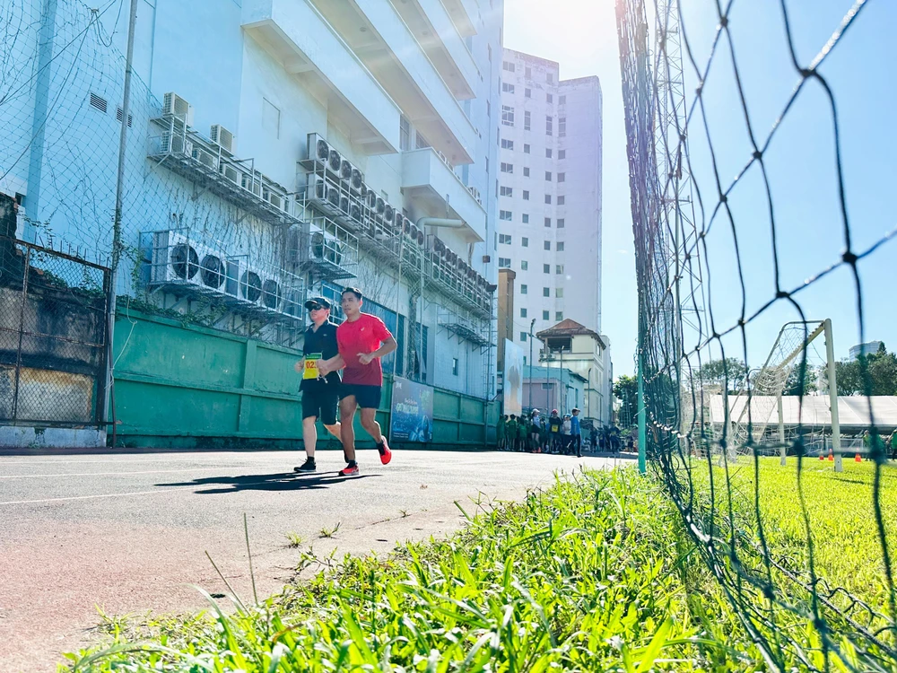 Mỗi môn thi sau khi tham gia và chiến thắng, thí sinh sẽ được nhận giải thưởng nhất, nhì, ba, khuyến khích. Trong đó có tiền thưởng, huy chương, khóa học và giấy chứng nhận. Ảnh: HUỲNH THƠ