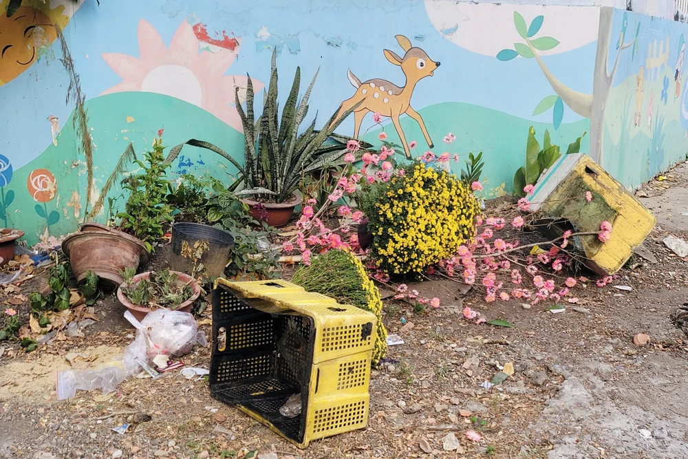 Tình trạng trước khi cải tạo. Ảnh: Hội LHPN phường 10, quận 6