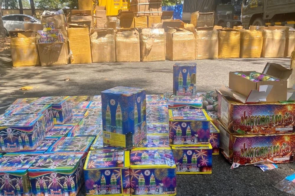 tố giác hành vi vi phạm