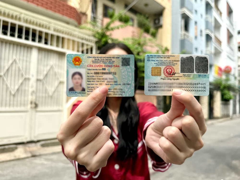 Lược bỏ vân tay.jpeg