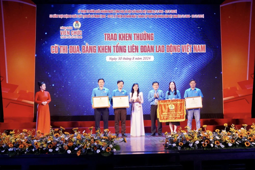 Báo Pháp Luật TP.HCM đạt 2 giải thưởng từ Công đoàn Viên chức TP.HCM