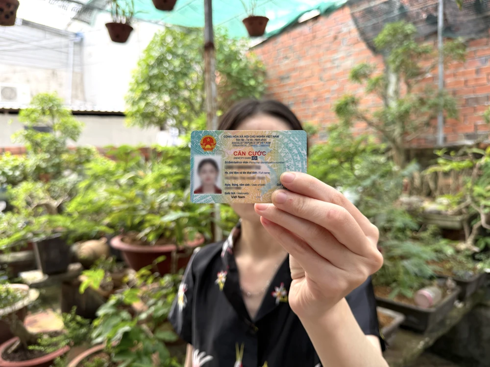Thẻ căn cước.jpeg