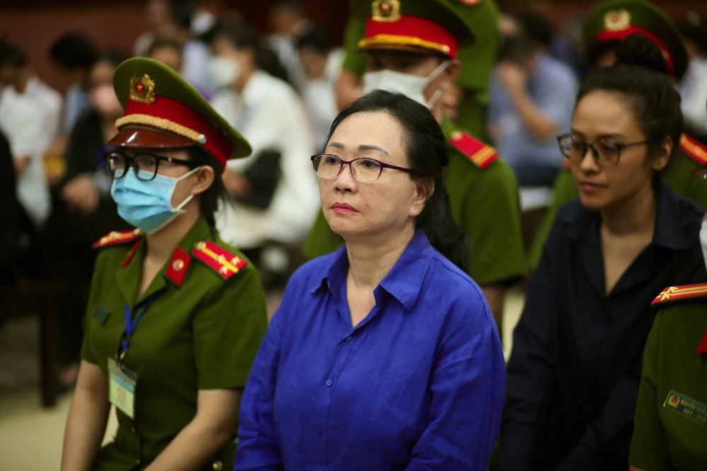 Trương Mỹ Lan.jpeg