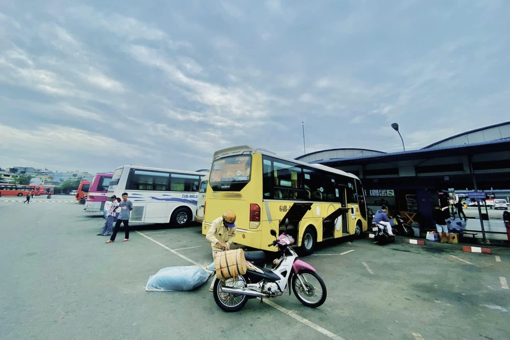 Gửi hàng qua xe khách