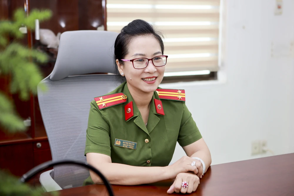 Bà Huỳnh Thị Cẩm - Phó trưởng công an phường Thủ Đức (1).jpeg