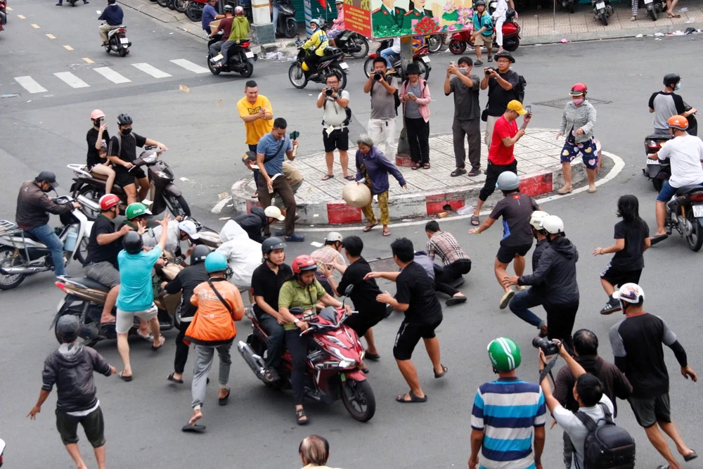 Cúng cô hồn.jpeg