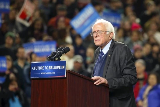 Hơn 350.000 USD nếu muốn ăn tối với Hillary Clinton ảnh 1