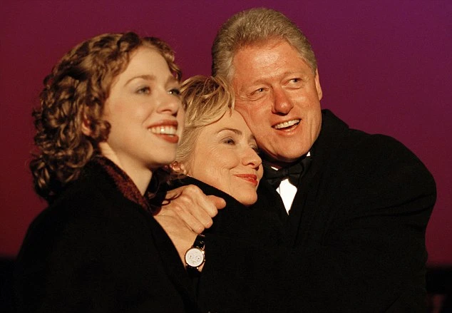 Sách ông Obama bán ế trong năm 2015 ảnh 4