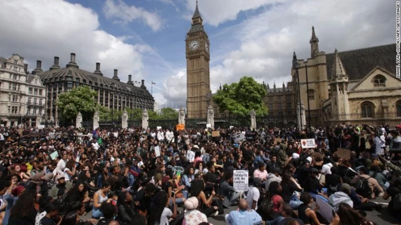 Biểu tình ở London ngày 10-7 ủng hộ phong trào Black Lives Matter của Mỹ.
