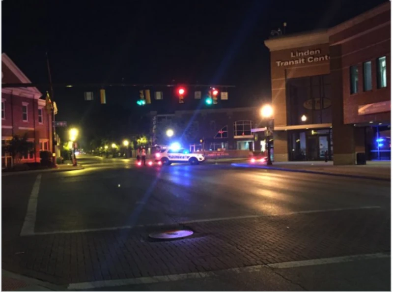 Đường phố Columbus bị phong tỏa sau vụ xả súng.