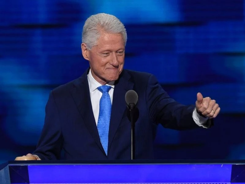 Ông Bill Clinton phát biểu tại đại hội đảng Dân chủ ở Philadelphia (Mỹ) ngày 26-7. 