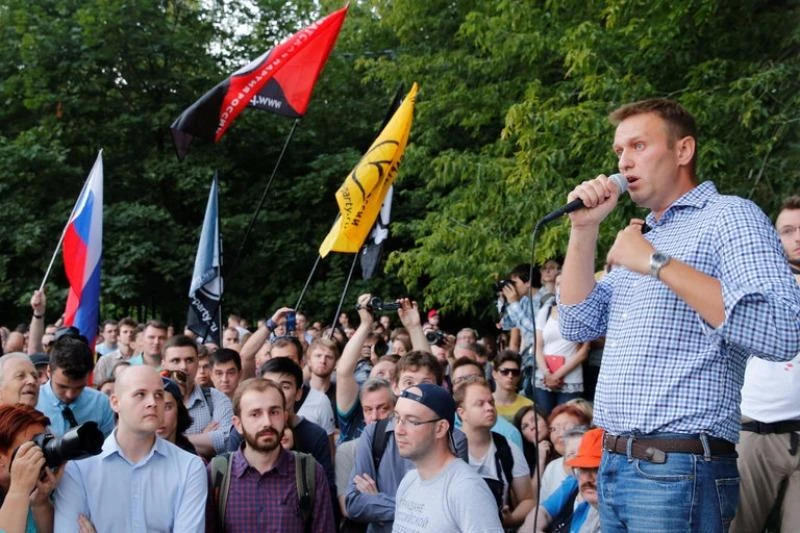Nhà hoạt động đối lập Aleksei A. Navalny phát biểu tại cuộc biểu tình ngày 9-8 ở Moscow (Nga).