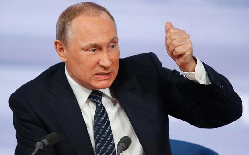 Tổng thống Putin sa thải 6 quan chức Bộ Nội vụ và 2 quan chức Ủy ban Điều tra Nga.