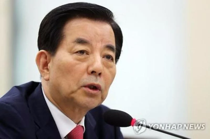 Bộ trưởng Quốc phòng Hàn Quốc Han Min-koo trong cuộc họp với các nghị sĩ Hàn Quốc ngày 29-8.