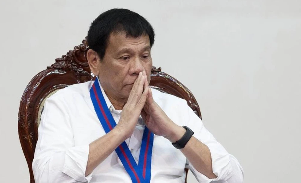 Tổng thống Philippines Duterte phải xin lỗi người Do Thái vì lỡ miệng. 