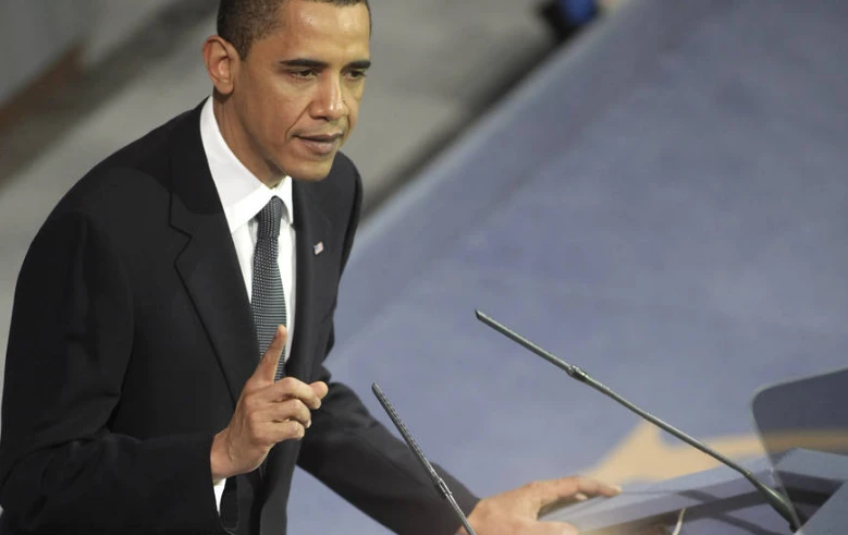 Tổng thống Barack Obama phát biểu tại Lễ trao giải Nobel Hòa bình ở thủ đô Oslo, Na Uy vào ngày 10-12-2009.