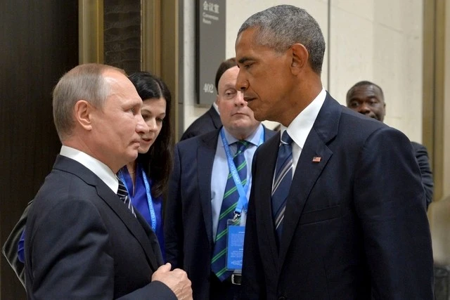 Cách đối đầu trực tiếp của Mỹ càng làm Nga thủ thế. Tổng thống Nga Vladimir Putin (trái) và Tổng thống Mỹ Barack Obama bên lề hội nghị G20 ở Hàng Châu (Trung Quốc) ngày 5-9.